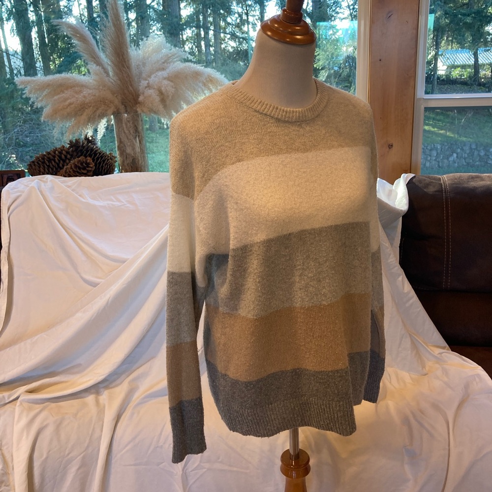 Colorblock sweater